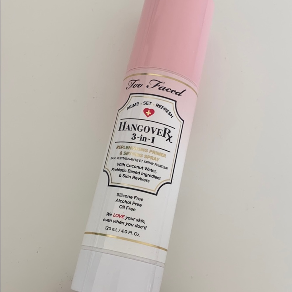 Too faced hangover 3-in-1 setting spray